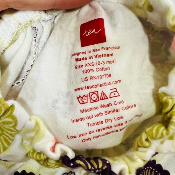 Tea Collection green purple pink cream floral shorts onesie - Picture 4 of 5